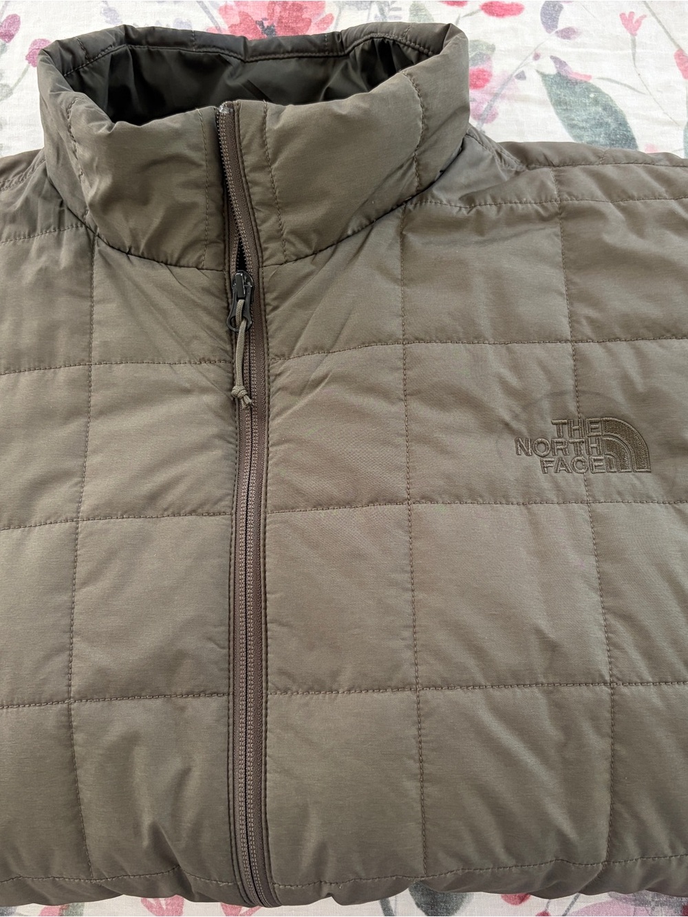 The North Face Men's Quilted Jacket - Olive